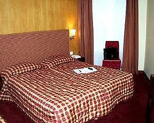 Ibis Styles Eiffel Cambronne Hotel