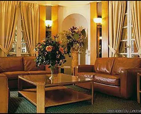 Hotel Royal Elysées Parigi
