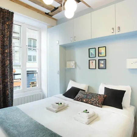 Rent A - Aparts Cadet Daire Paris
