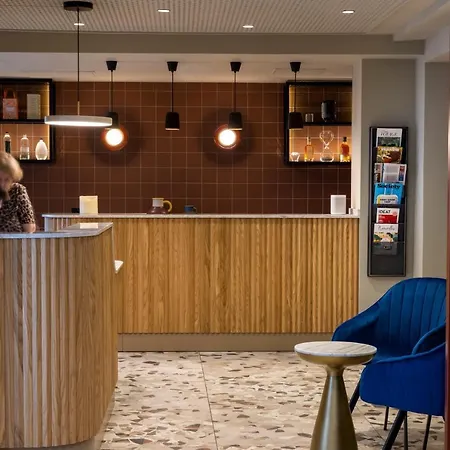De La Paix Hotel 3*