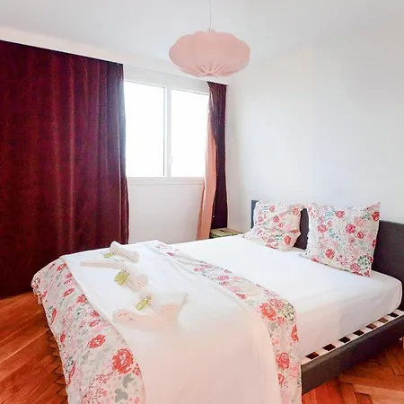 Apt In Height On The Canal View On All Apartment *