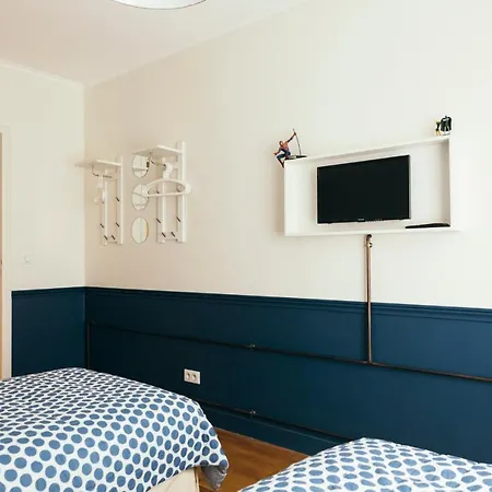 Chez Pépé Merle - D'hôte Au Coeur De Bed & Breakfast Parigi