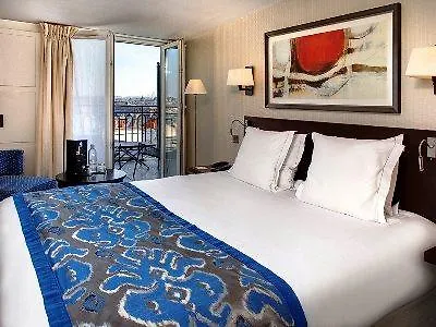 Le Senat Hotell 4*