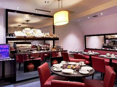 Hotell Le Senat 4*
