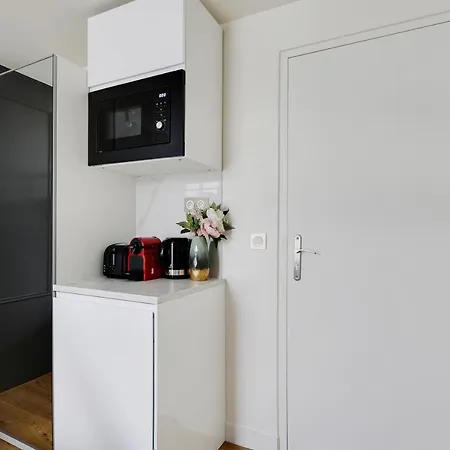 Cmg Boulanger / Republique Apartment *