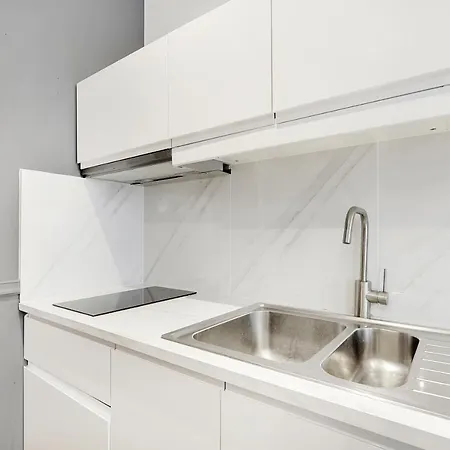 Cmg Boulanger / Republique Paris