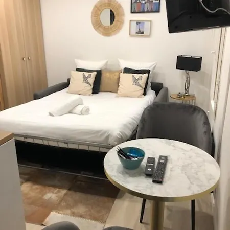 Tour Eiffel Apartment 2 アパートホテル *