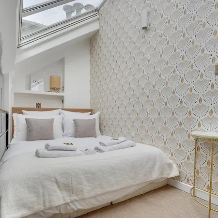 Amazing Historical Parisien Loft Next To Louvre Area-4 Paris