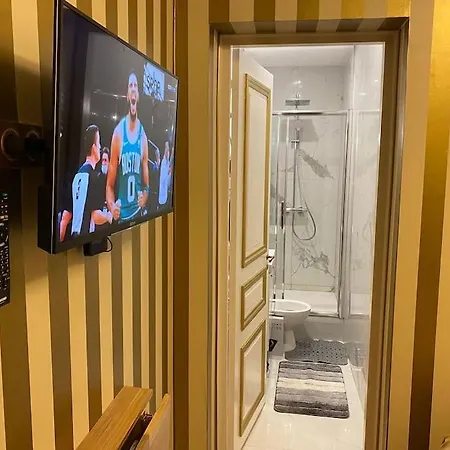 Апартаменты Premium 2 Minutes Walk From Champs-elysees *