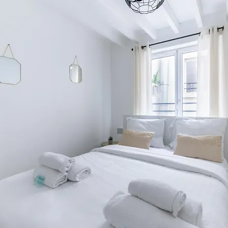 Grands Boulevards 41 Apartment