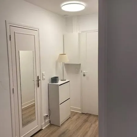 アパート Newly Renovated Studio Near The Eiffel Tower パリ