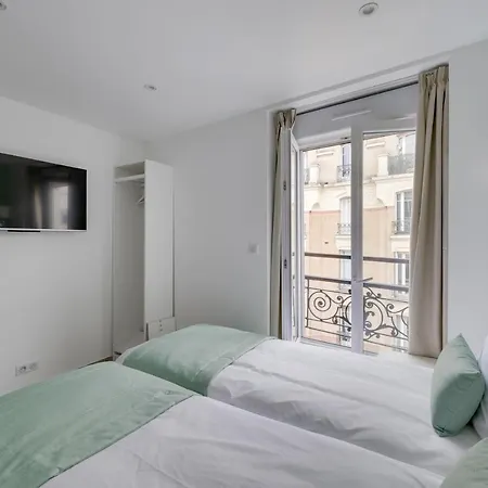 Le Bellevue 2* Paříž