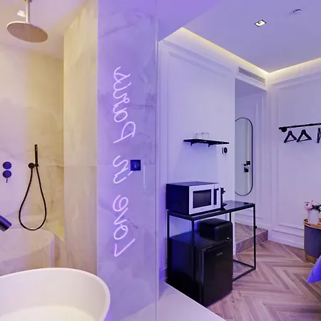Cmg - Chatelet - Apartment