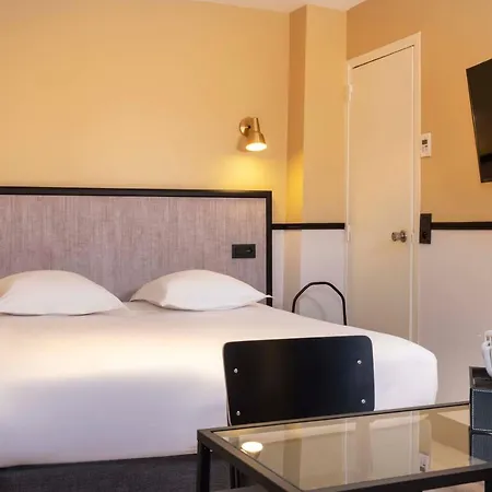 De L'aqueduc Hotel 3*