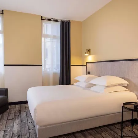 De L'aqueduc Hotel 3*