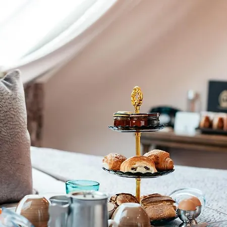 Le Temple De Jeanne Hotel Paris