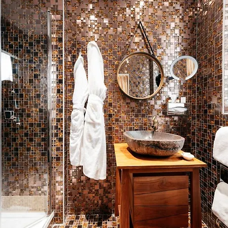 Le Temple De Jeanne Hotel Paris