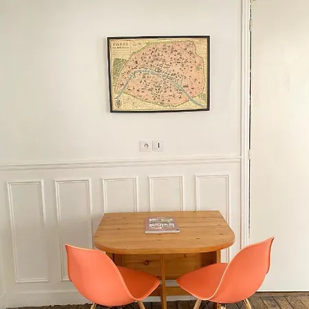 Nice cosy apartment -Haussmannien style- 2 rooms Paris