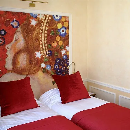 Timhotel Montmartre Hotell 3*