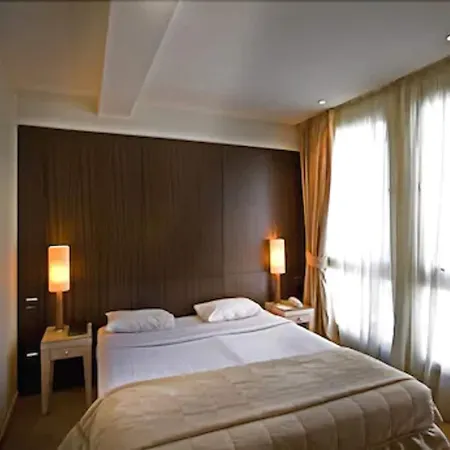Le Pera Hotel