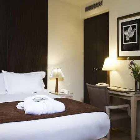 Le Pera Hotel 4*