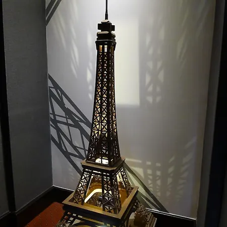 De L'exposition - Tour Eiffel Szálloda