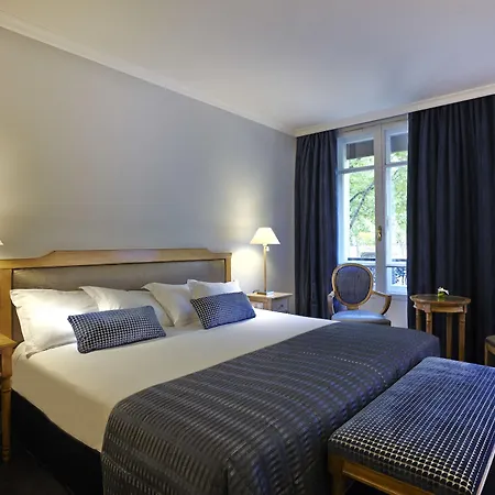 Hotel Royal Champs Elysées París