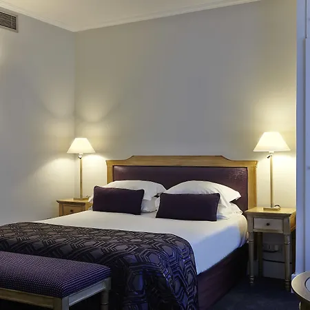 Hotel Royal Champs Elysées