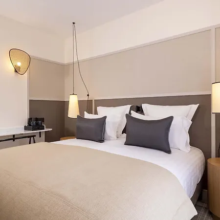 Toujours & Hotel 4*