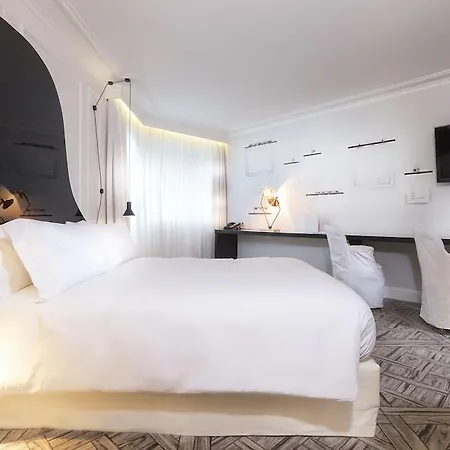 Hotel La Maison Champs Elysees 5*