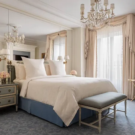 Four Seasons George V Hotel