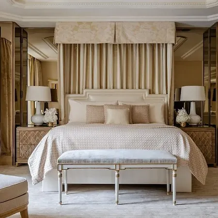 Hotel Four Seasons George V 5*