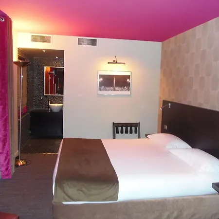 Hotel Aéro 3*