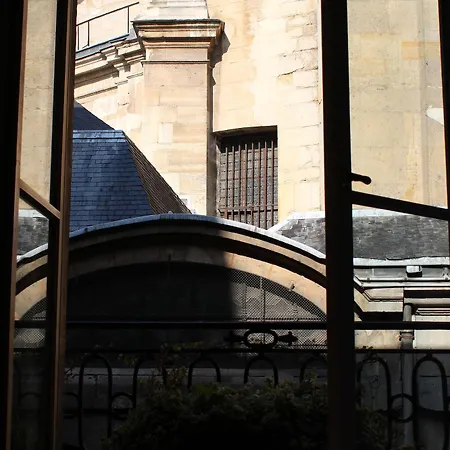 Szálloda Le Relais Saint Sulpice 4*