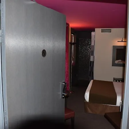 Hotel Aéro 3*