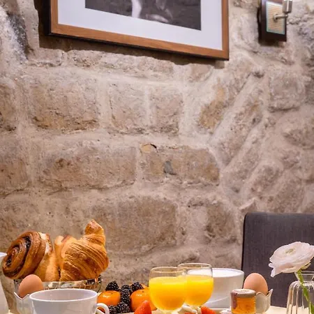 Delavigne Hotel Paris