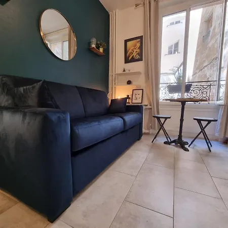 Cosy In Heart Of Montmartre