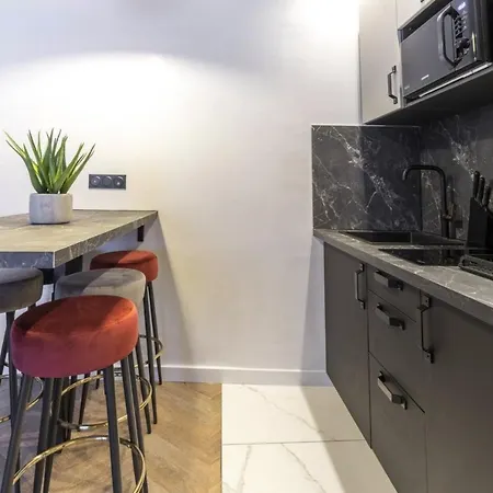 Opera/saint Lazare Apartment