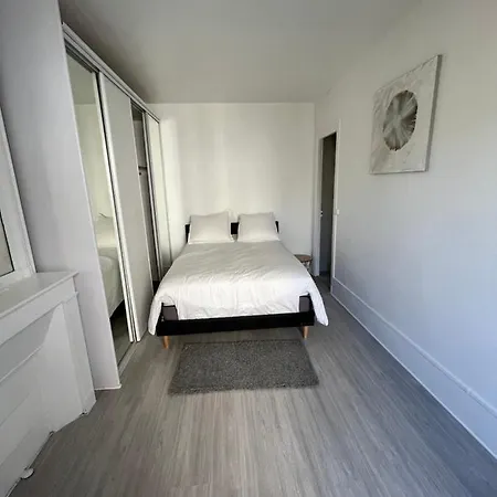 Apartamento Du Commerce De *