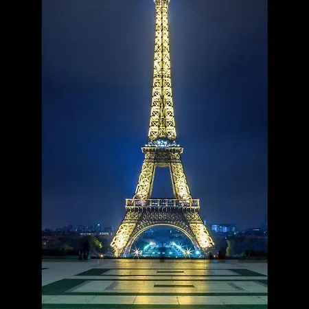 Du Commerce De * París