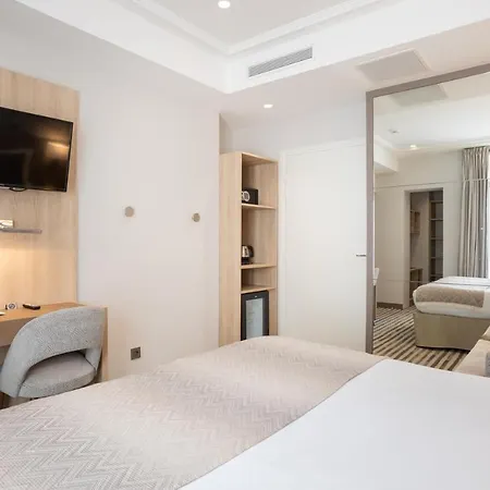 Hotel Lyon Bercy 3*