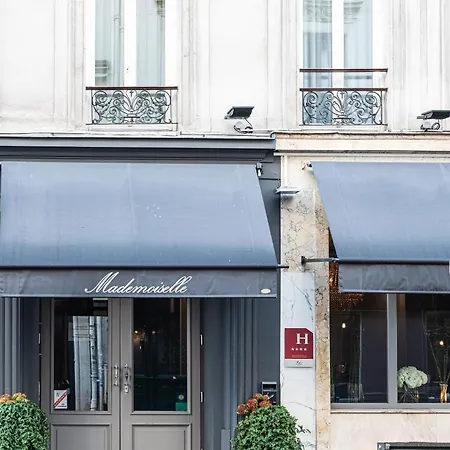 Mademoiselle París