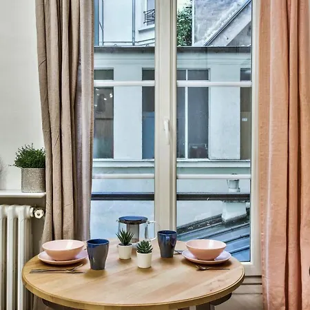 דירה Beautiful Flat Just Nearby Madeleine In - Welkeys *