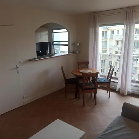 2 Pièces Rénové Appartamento Parigi
