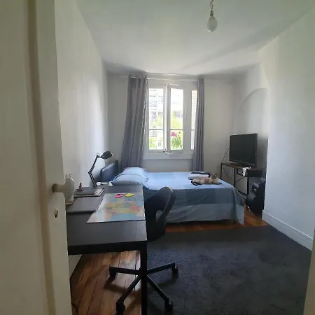 Habitación en casa particular Amplo Quarto Em *