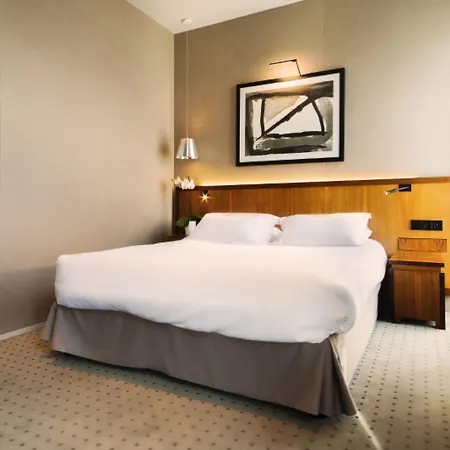 Chateaudun Opera Hotel 3*
