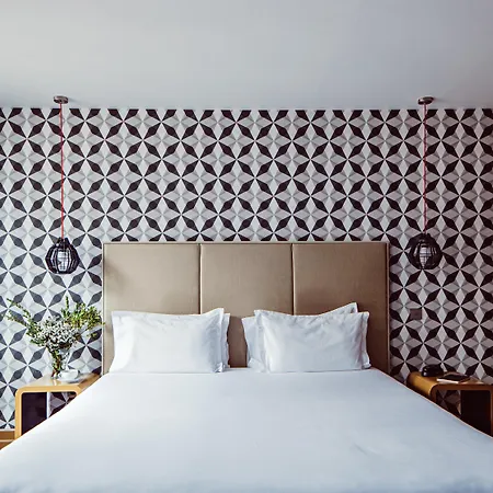 Hotel Monsieur Cadet & 4*