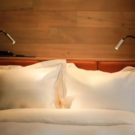 Hidden Hotel 4*