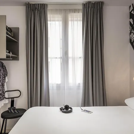 Ibis Styles Eiffel Cambronne Paryż