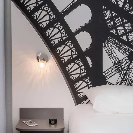 Ibis Styles Eiffel Cambronne Paryż